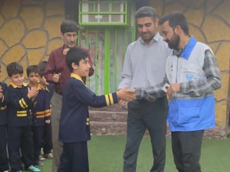 مسابقه نقاشی با موضوع پدافند غیرعامل و دامپزشکی در شهرستان تنگستان